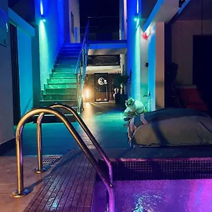 vizitați hotelul