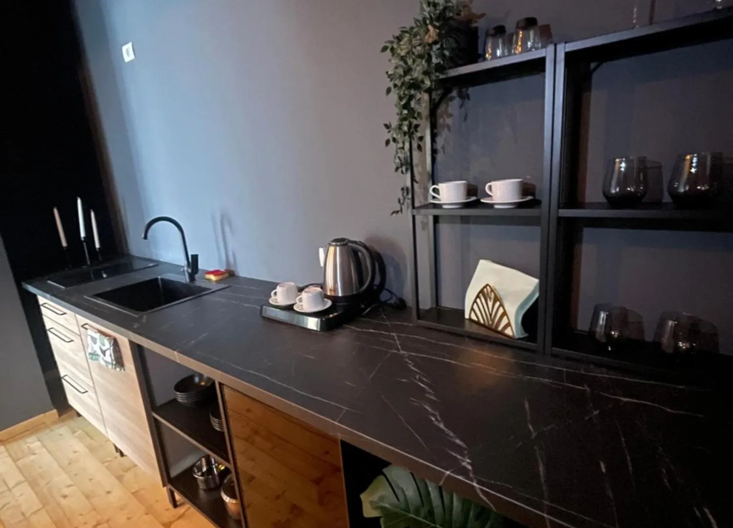 Marisah Residence #4 Otopeni 0*,  România